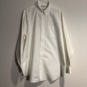 Brooks Brothers white dress shirt 100% Cotton